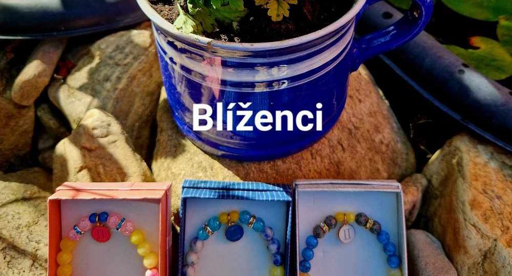 dekádové náramky1